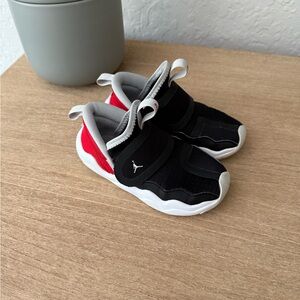 Nike Jordan Preschool 23/7 Sneaker Toddler Size 9